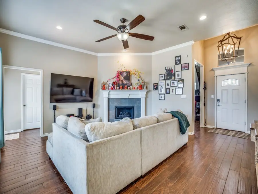 5204 Gaelic Court, Denton, TX 76208 - #3