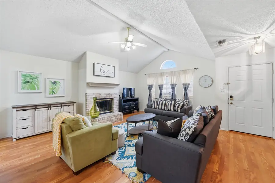 6118 Wall Street, Arlington, TX 76018 - #3