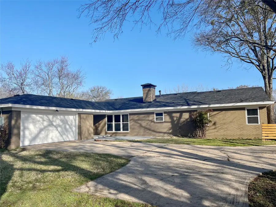 2424 W Houston Street, Sherman, TX 75092 - #2