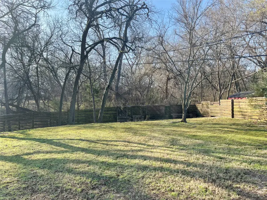 2424 W Houston Street, Sherman, TX 75092 - #3