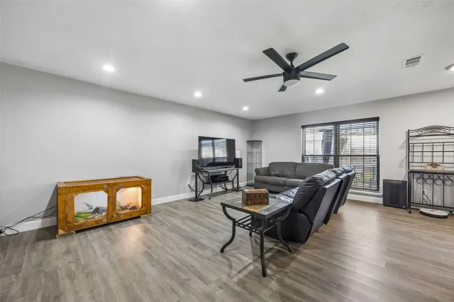 5421 Gates Drive, The Colony, TX 75056 - #3