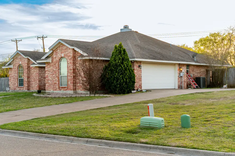 124 Topaz Circle, Hewitt, TX 76643 - #2