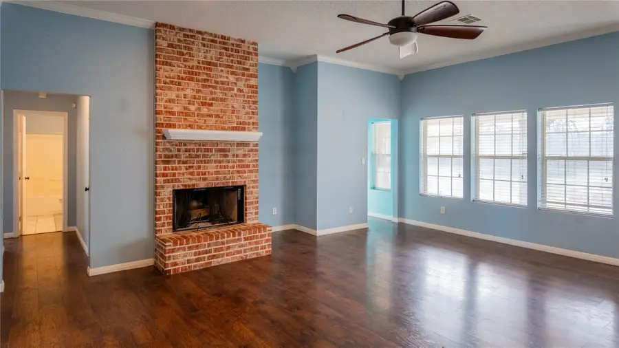 124 Topaz Circle, Hewitt, TX 76643 - #3