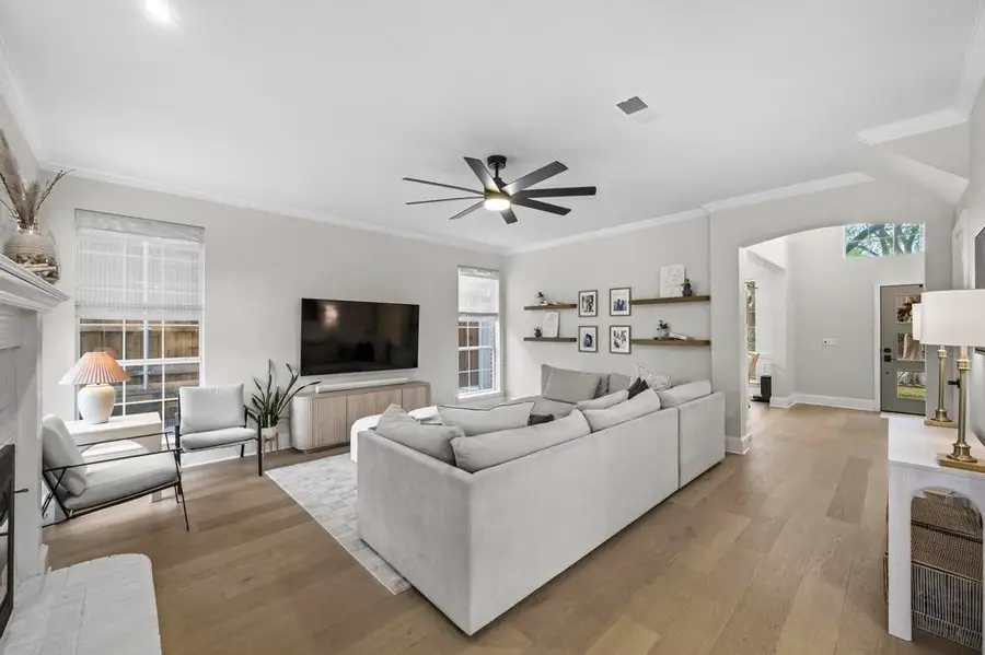 2716 Pin Oak Drive, Grapevine, TX 76051 - #2