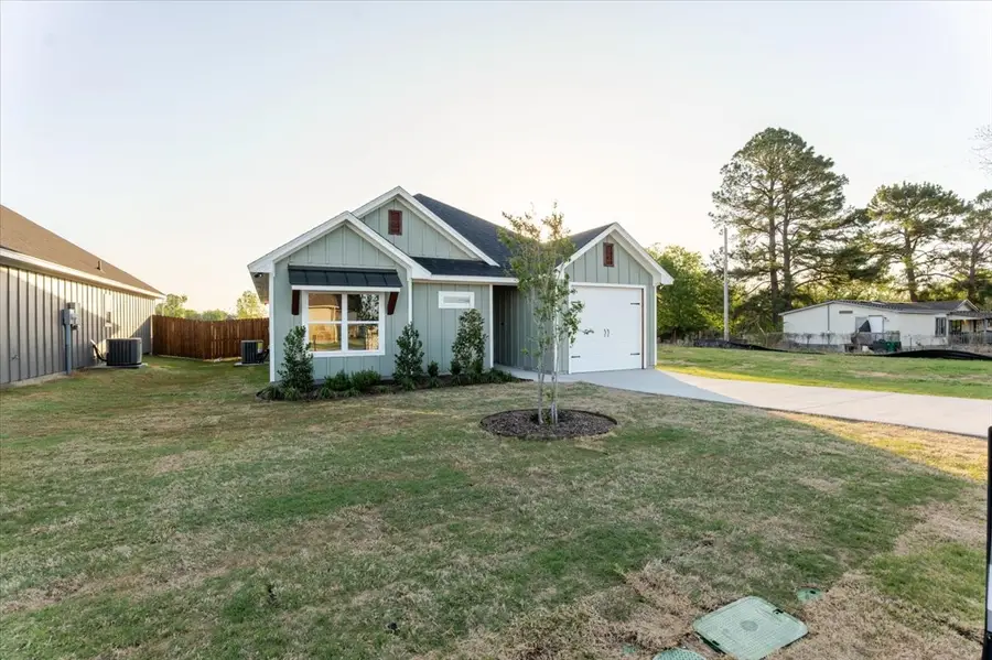 9209 Parkview Circle, Tolar, TX 76476 - #3