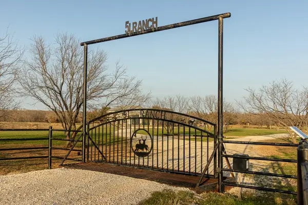 1950 Hamilton Road, Graham, TX 76450