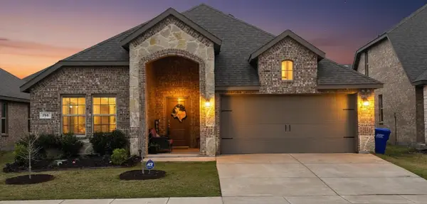 738 Warner Drive, Royse City, TX 75189