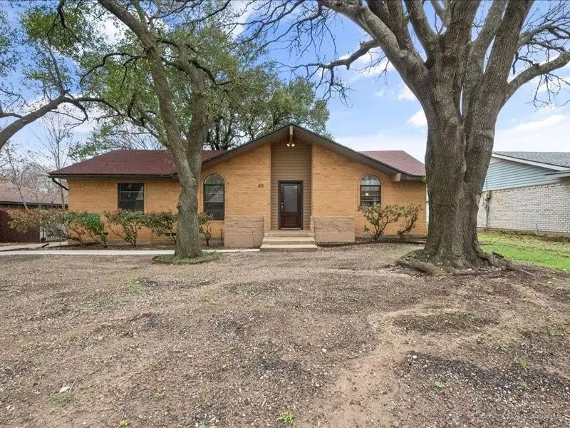 811 Green Pastures Drive, Cedar Hill, TX 75104 - #1