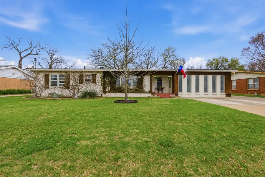 1218 Warden Street, Benbrook, TX 76126 - #2