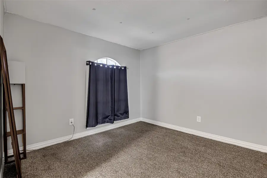 1300 Limerick Drive, Fort Worth, TX 76134 - #3