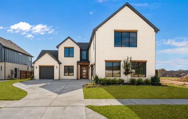 8424 Witt Street, North Richland Hills, TX 76182