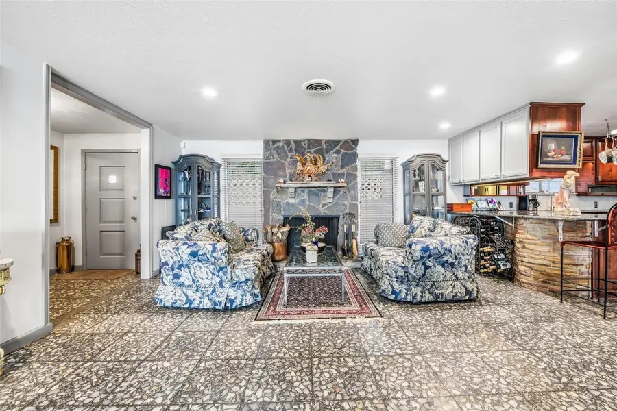 2404 Indian Cove Street, Fort Worth, TX 76108 - #2