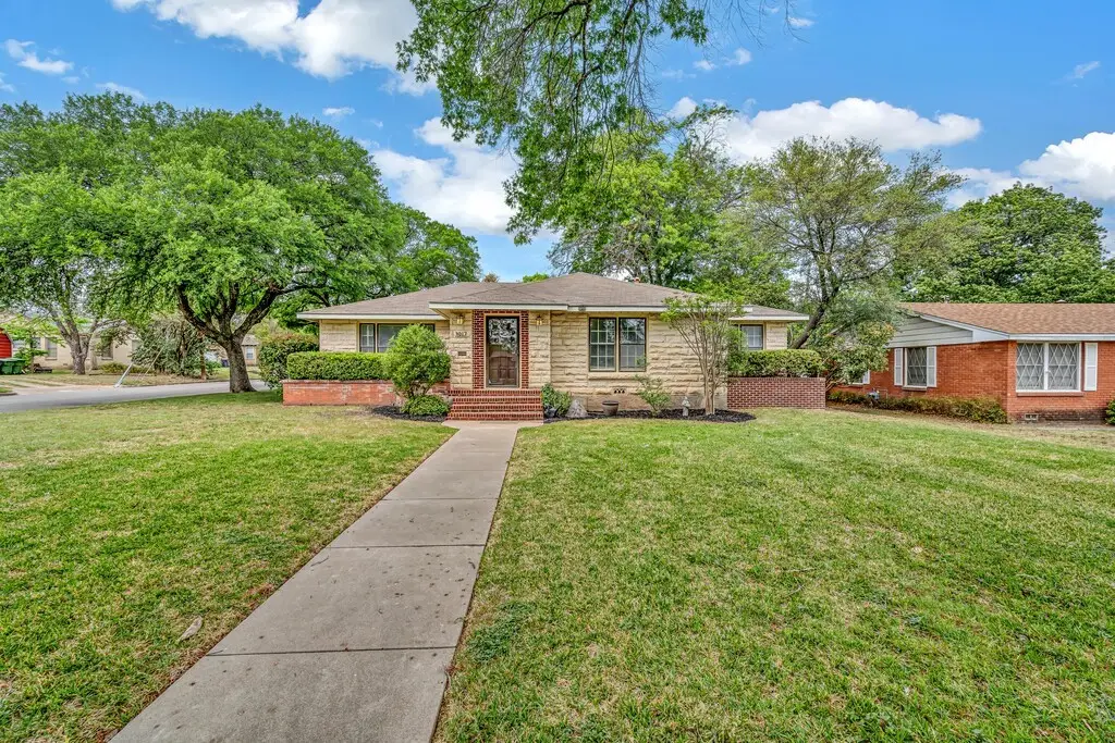 3917 Morrow Avenue, Waco, TX 76710 - #1