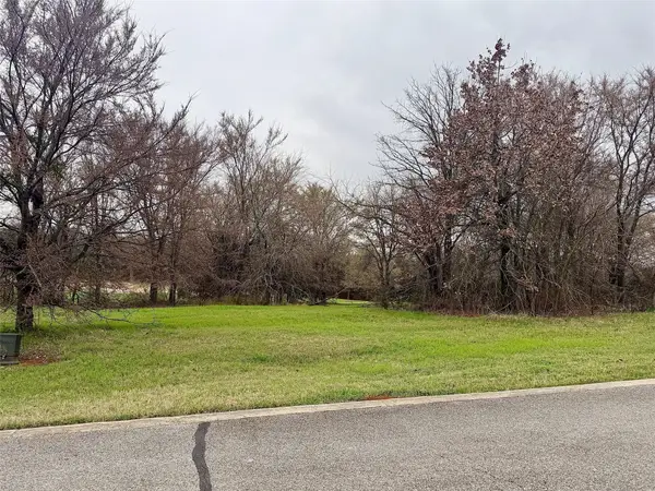 126 Roaring Fork Circle, Gordonville, TX 76245