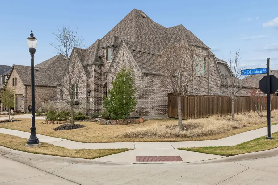 1525 Bluestem Drive, Aubrey, TX 76227 - #2