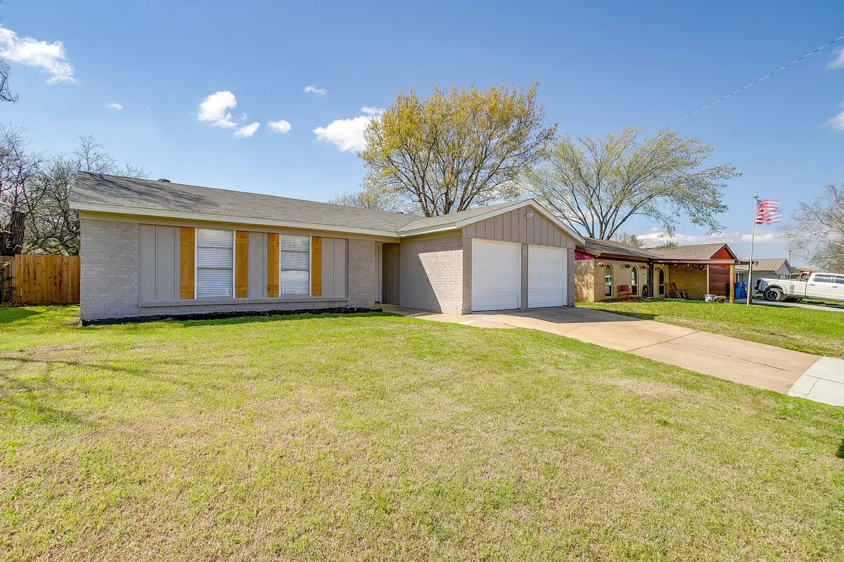 111 Chris Court, Alvarado, TX 76009 - #1