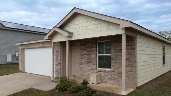 1106 Ripplewood Circle, Chandler, TX 75758