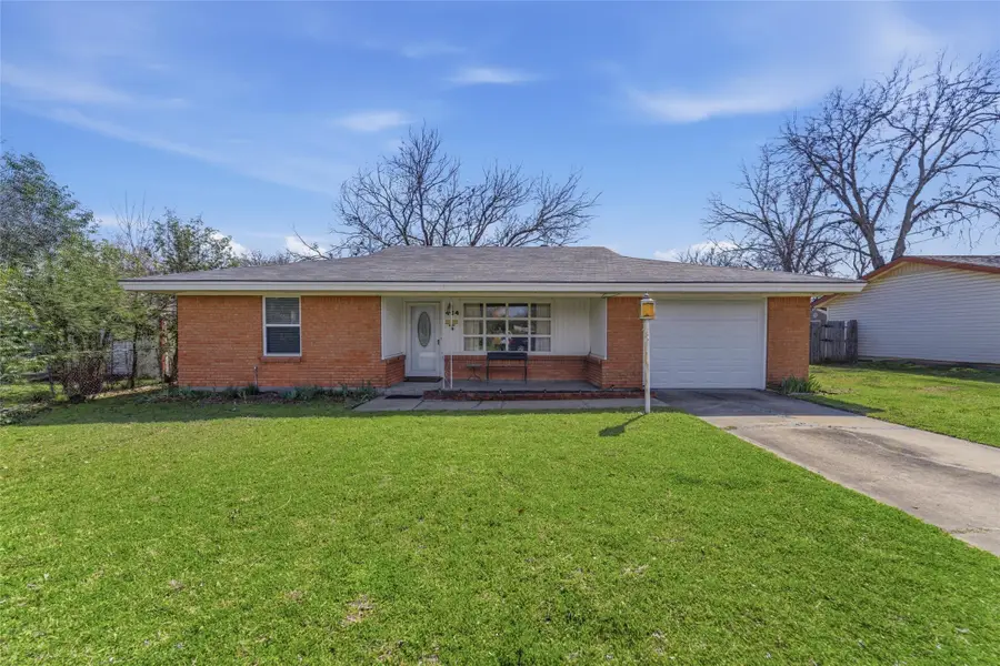 404 Childers Avenue, Benbrook, TX 76126 - #2