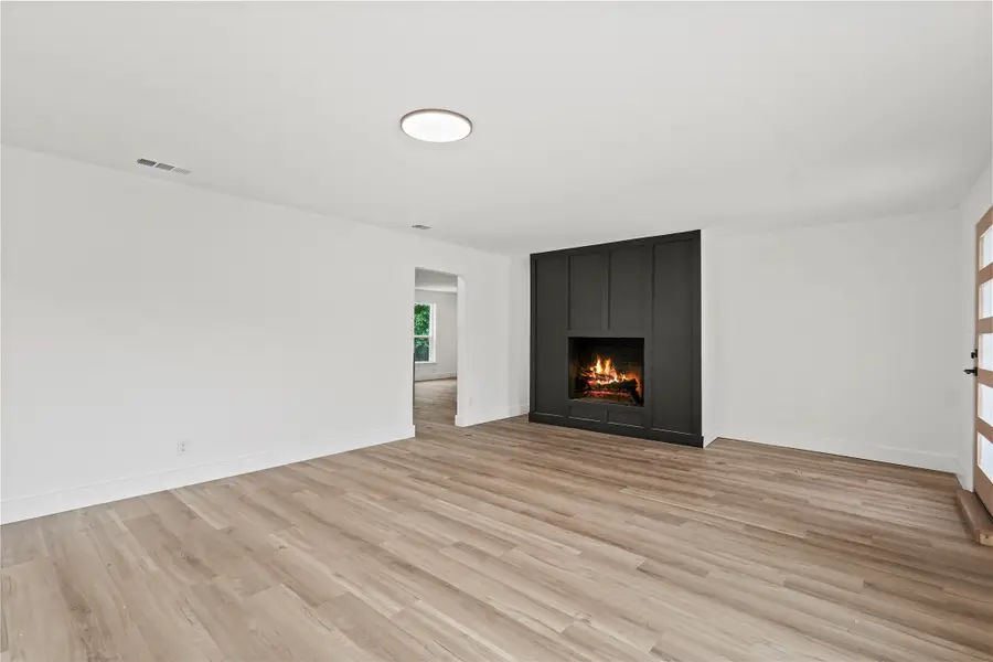 7734 Bruton Road, Dallas, TX 75217 - #3