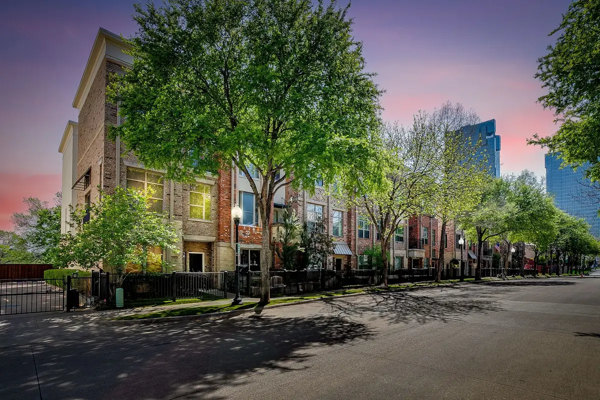 714 E 1st Street, Fort Worth, TX 76102 - #1