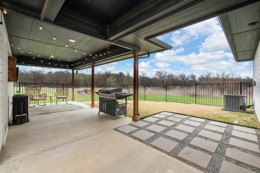 1556 Lizzie Lane, Burleson, TX 76028 - #3