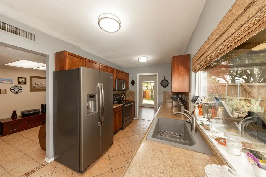 2818 Ashglen Drive, Garland, TX 75043 - #3