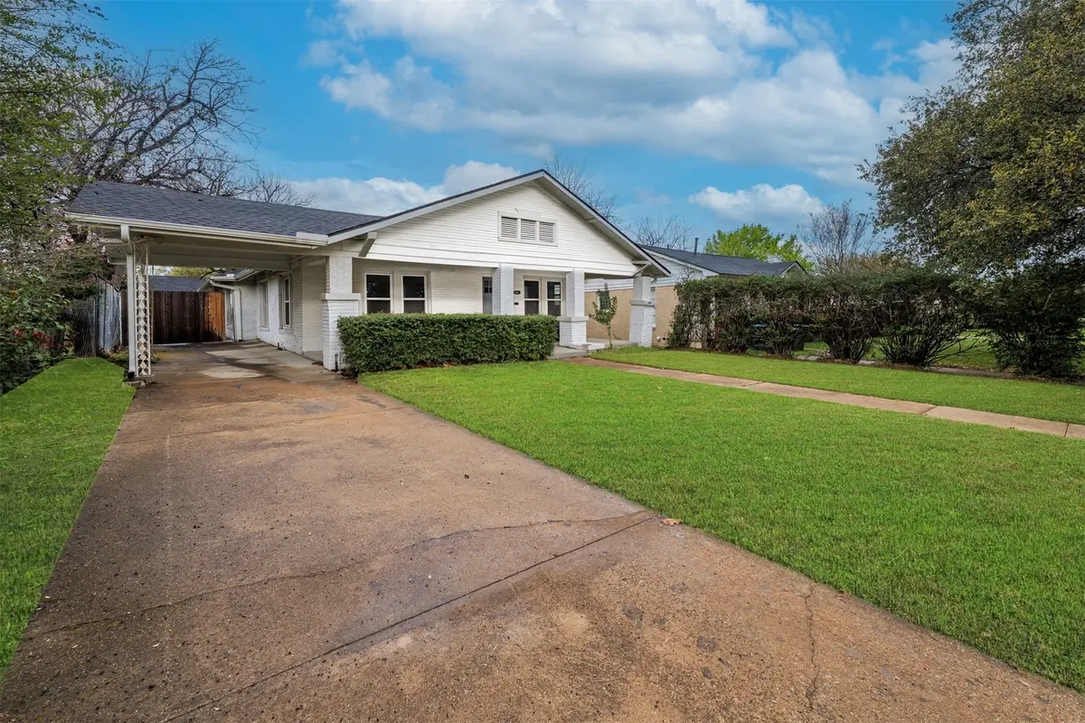 3240 Lipscomb Street, Fort Worth, TX 76110 - #1