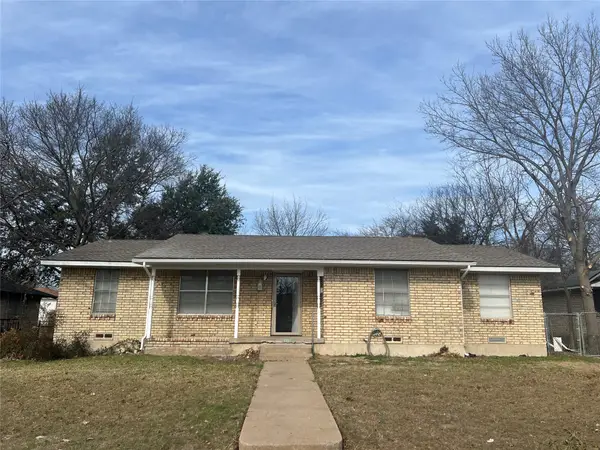 533 Arbor Lane, Lancaster, TX 75134