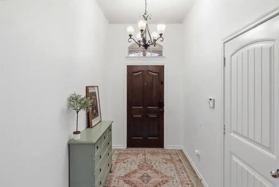 10928 Middleglen Road, Fort Worth, TX 76052 - #3