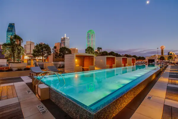 2200 Victory Avenue #2107, Dallas, TX 75219