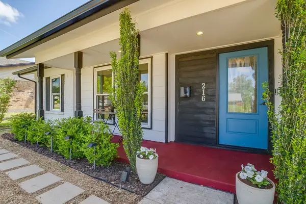 216 E Grubb Drive, Mesquite, TX 75149