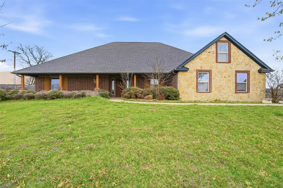 1412 Wedgewood Drive, Cleburne, TX 76033 - #2