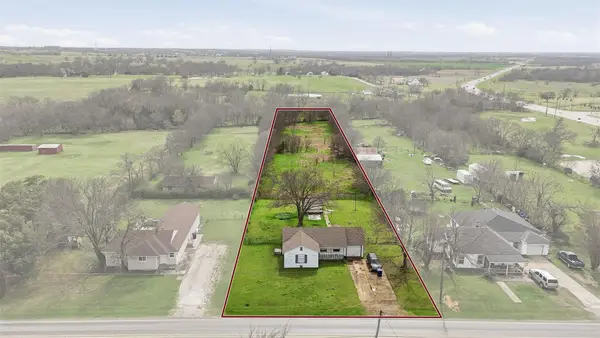 111 E Main Street, Gunter, TX 75058