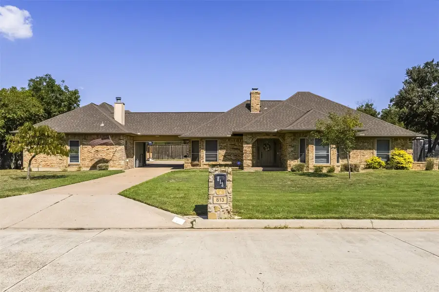 813 Shady Creek Drive, Kennedale, TX 76060 - #2