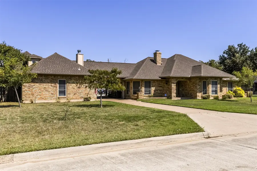 813 Shady Creek Drive, Kennedale, TX 76060 - #3