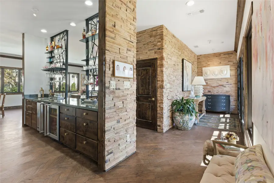 4304 Briarhaven Road, Fort Worth, TX 76109 - #2