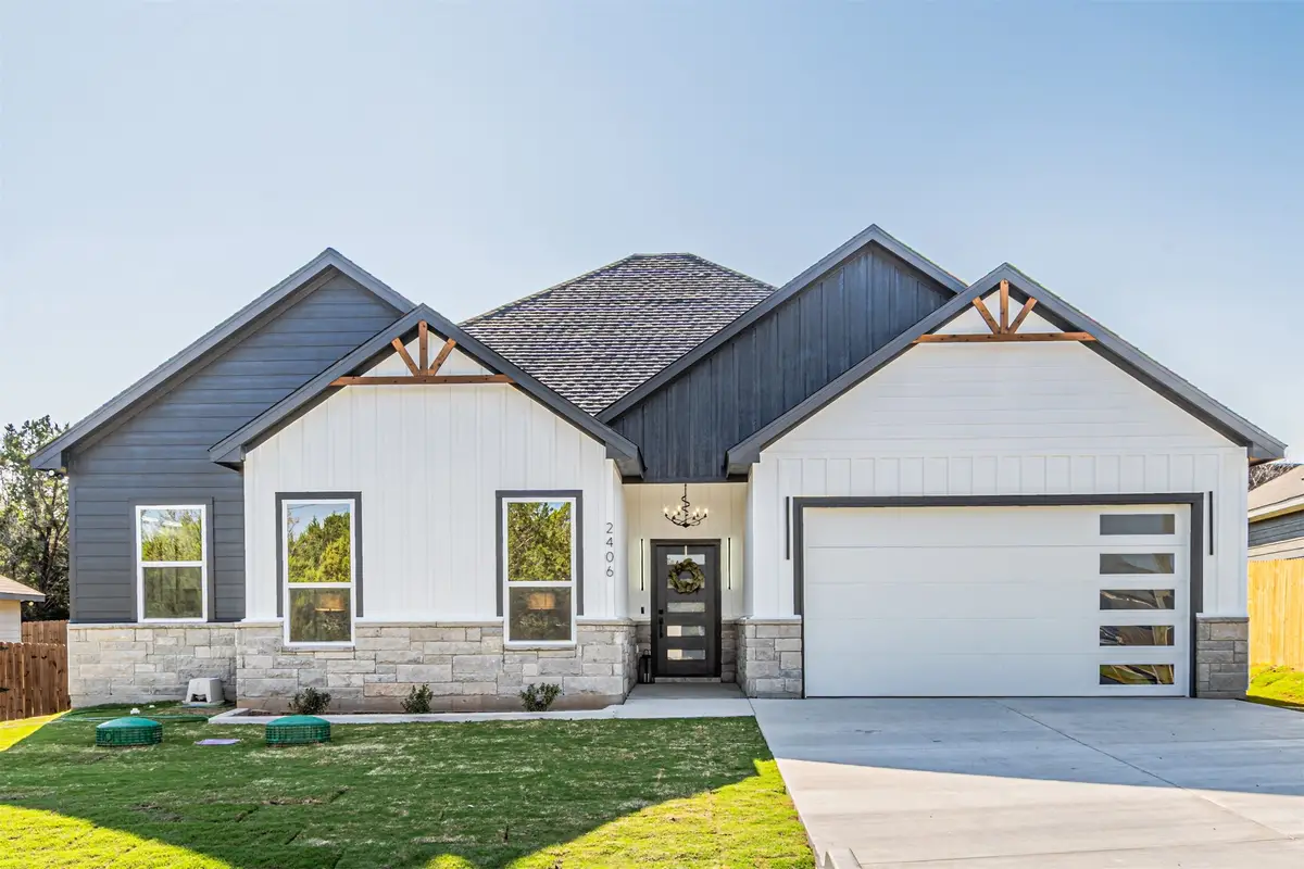 2406 Beverly Drive, Granbury, TX 76048 - #1