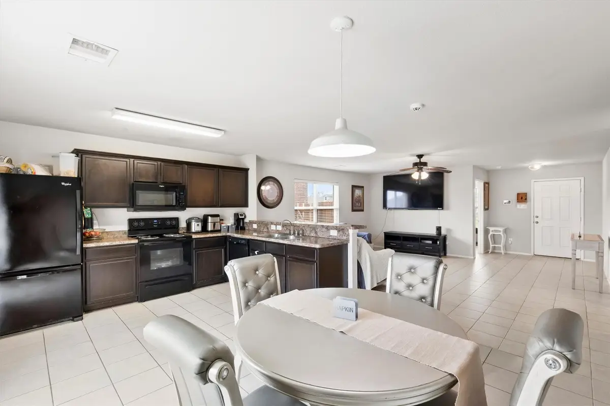 238 Willow Creek Lane, Terrell, TX 75160 - #1