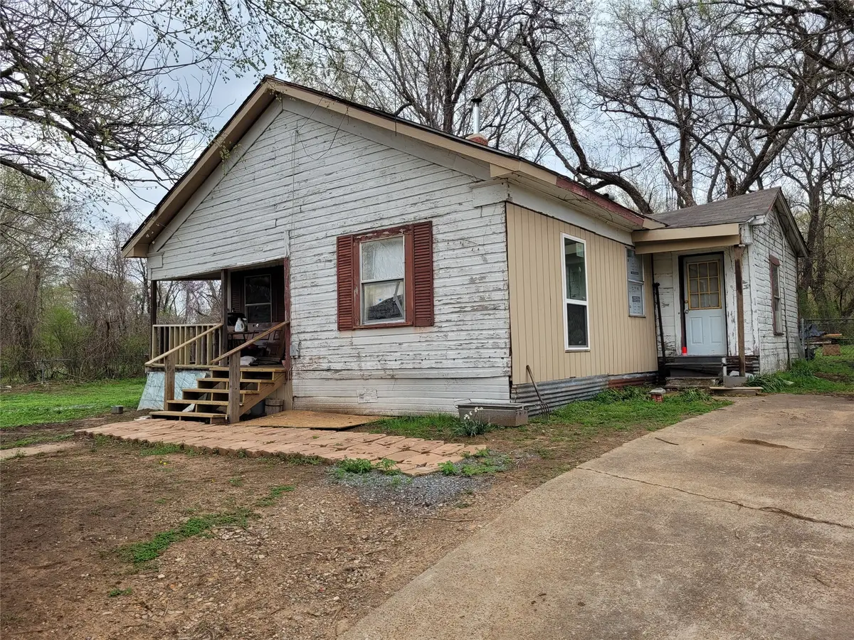 762 NE 6th, Paris, TX 75460 - #1