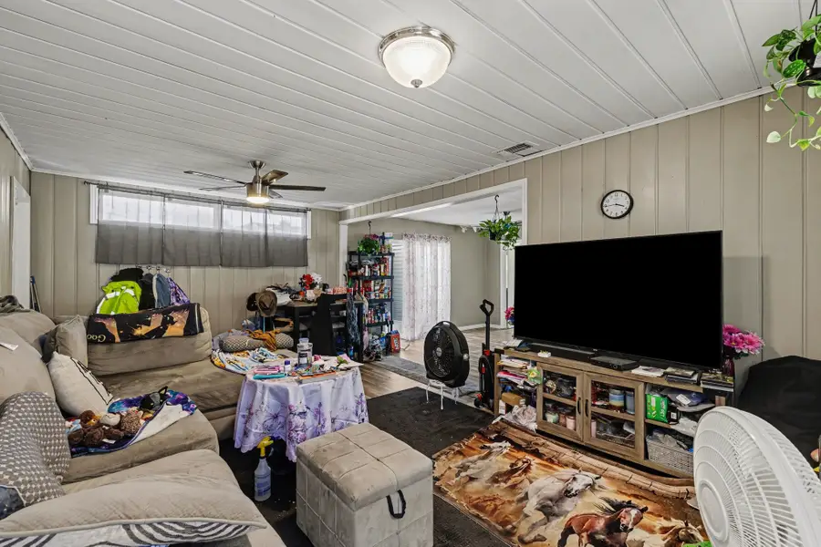 401 E 8th Street, Irving, TX 75060 - #3