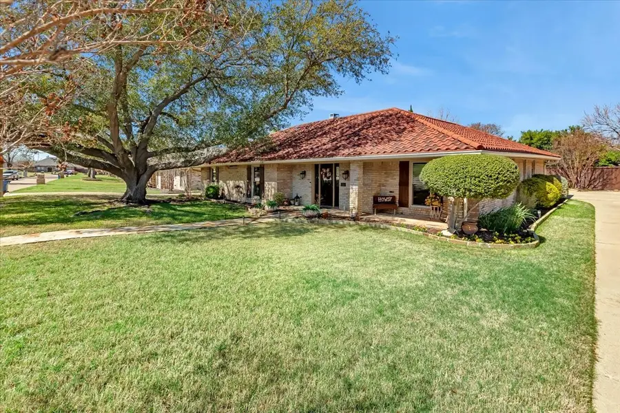 1111 Berkshire Court, Trophy Club, TX 76262 - #3