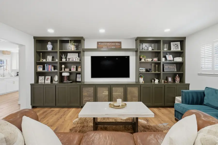 4137 Selkirk Drive W, Fort Worth, TX 76109 - #3