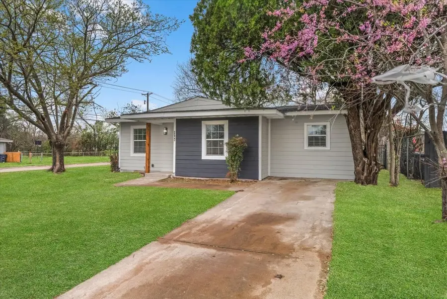 3744 S Hughes Avenue, Fort Worth, TX 76119 - #2