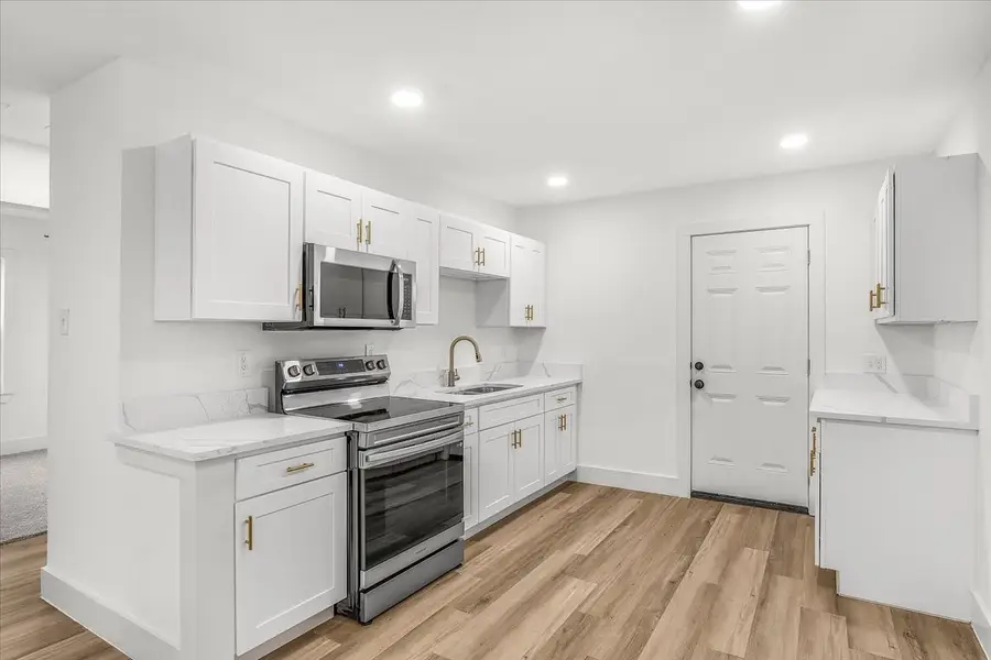 3744 S Hughes Avenue, Fort Worth, TX 76119 - #3