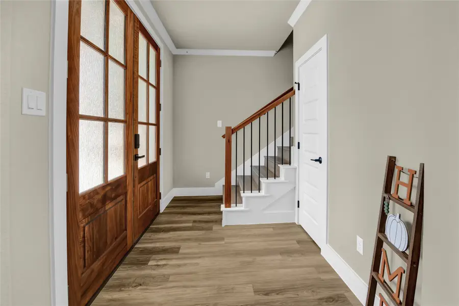 919 SW 3rd Avenue, Mineral Wells, TX 76067 - #2