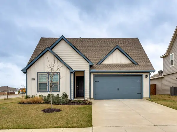 829 Primrose Lane, Pilot Point, TX 76258