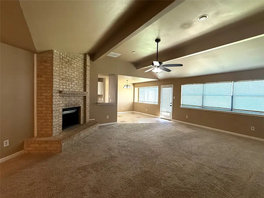 113 Suttonwood Drive, Fort Worth, TX 76108 - #2