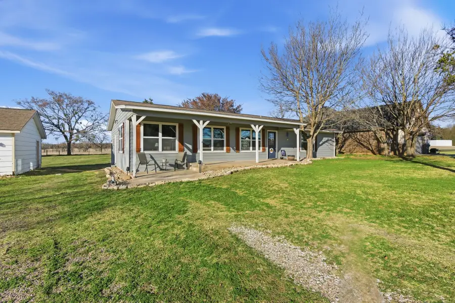 143 Mohave Drive E, Lake Kiowa, TX 76240 - #2