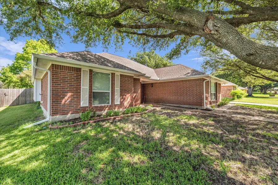 232 Crescent, Hewitt, TX 76643 - #3