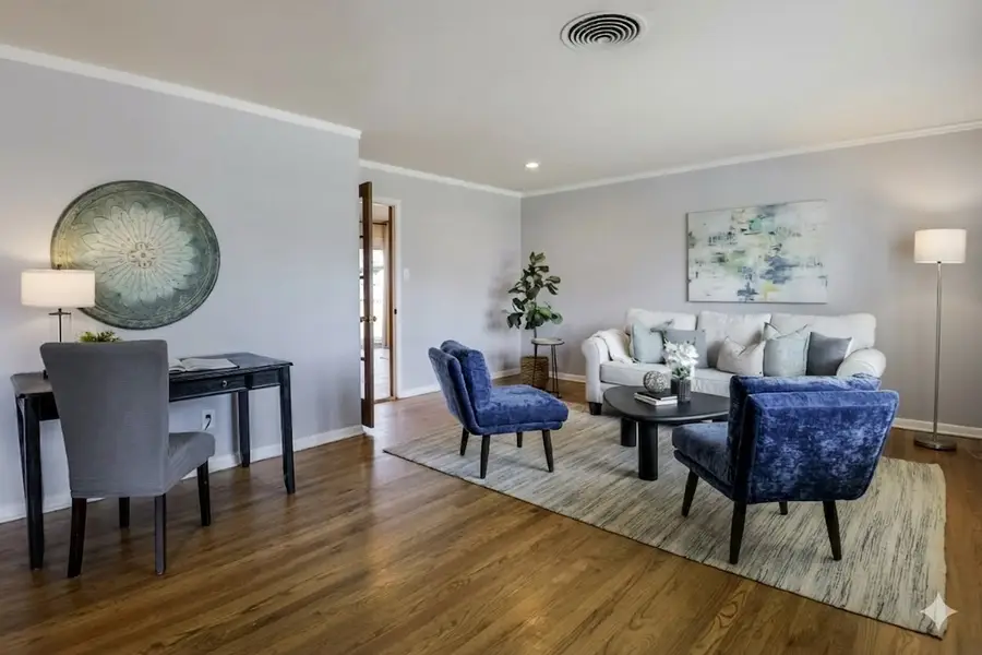 5054 Cockrell Avenue, Fort Worth, TX 76133 - #3